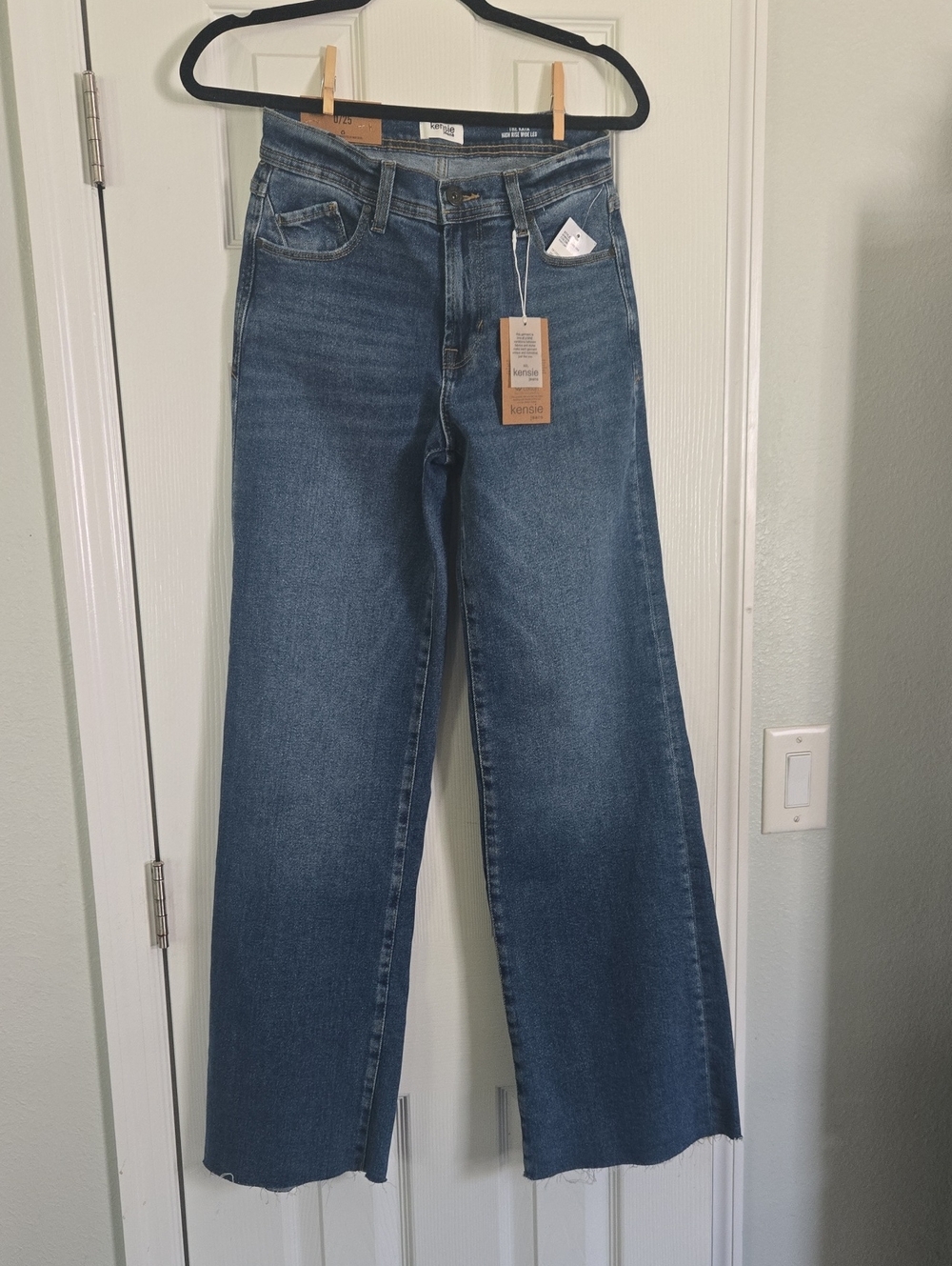 Kensie Women’s High-Rise Wide Leg Jeans - Medium Blue